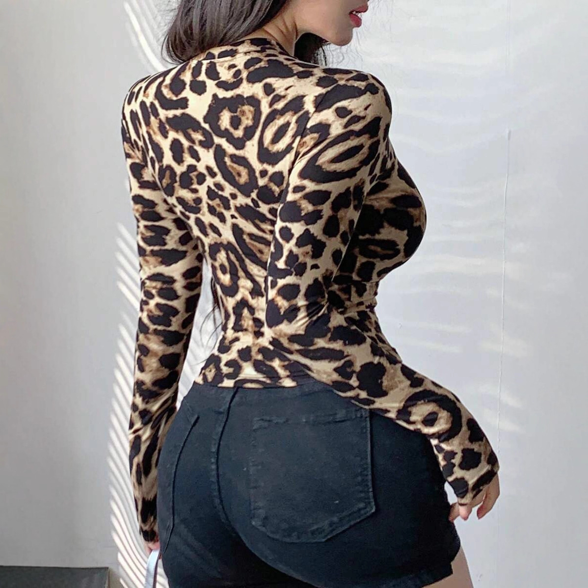 Jaket Crop Lengan Panjang Moti - Jackets ulasan dan harga